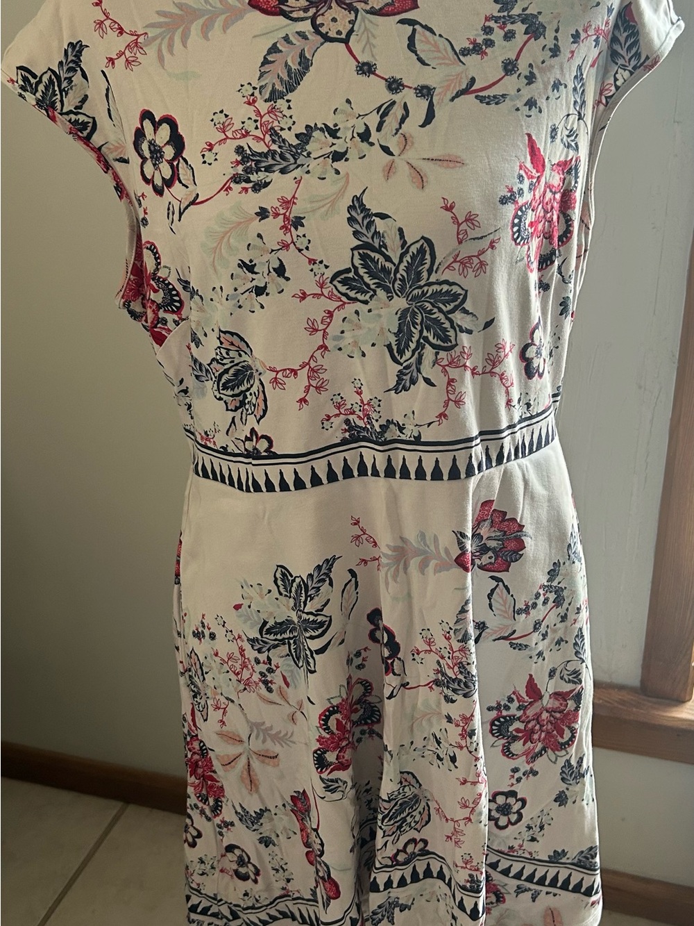 New York & Company Cream Floral Mini Dress with Navy and Red Accents